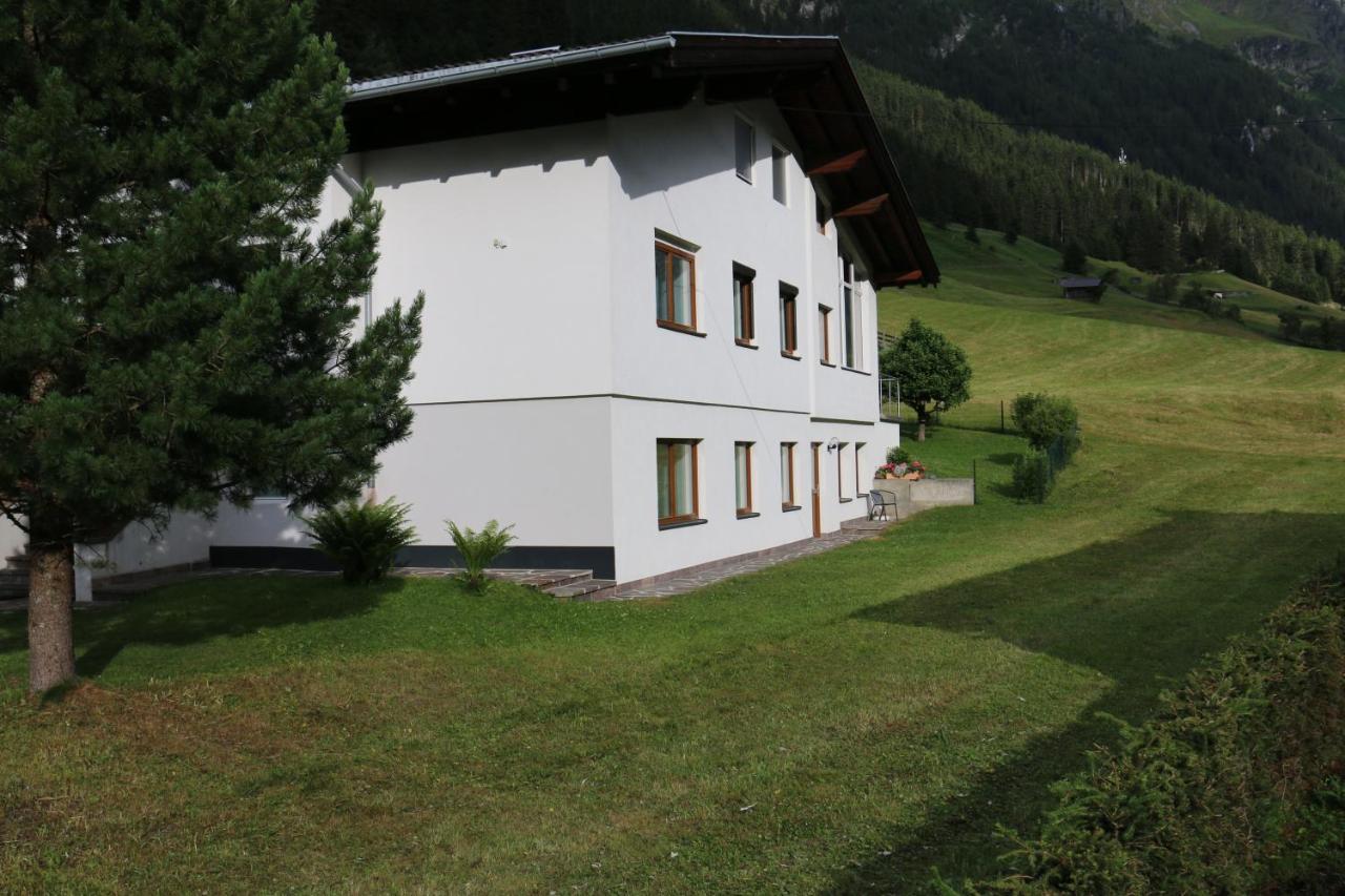 Brigitta * St. Leonhard im Pitztal